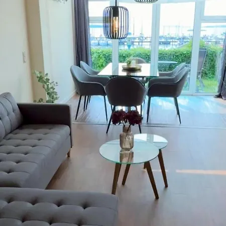 Ferienhaus Suedblick Am Hafen In Breege, Meerblick Von Allen Drei Etagen, Sauna Und Parkplatz *