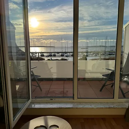 Frisch Renoviertes Fh Suedblick Am In Breege, Meerblick Von Allen Drei Etagen, Terrasse, Balkon, Sauna Und Parkplatz *