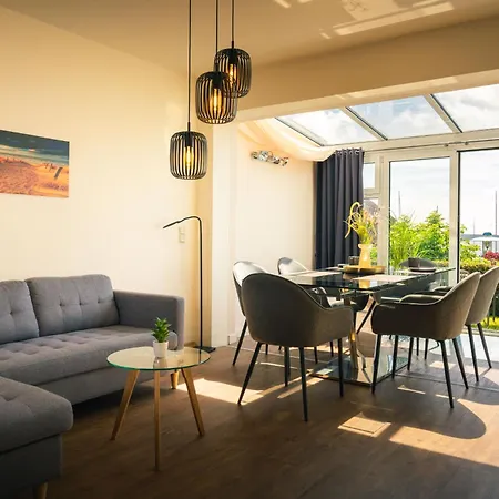 Frisch Renoviertes Fh Suedblick Am In Breege, Meerblick Von Allen Drei Etagen, Terrasse, Balkon, Sauna Und Parkplatz *