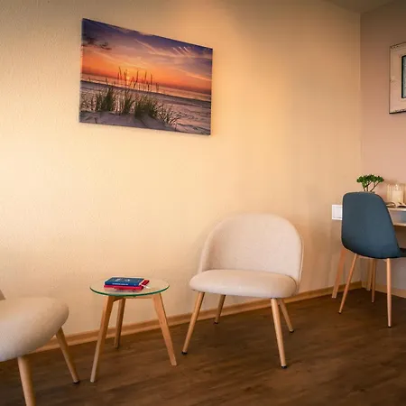 Frisch Renoviertes Fh Suedblick Am In Breege, Meerblick Von Allen Drei Etagen, Terrasse, Balkon, Sauna Und Parkplatz