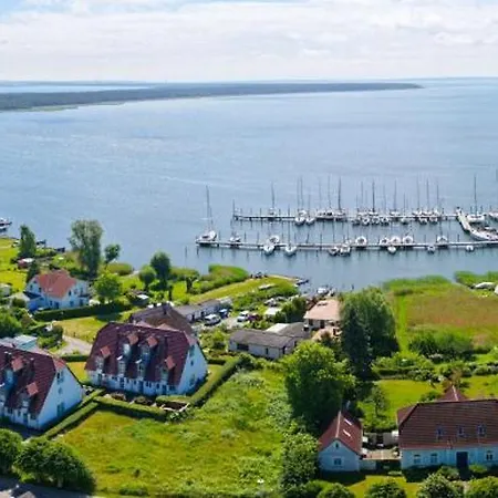 بيت للعطل Frisch Renoviertes Fh Suedblick Am In Breege, Meerblick Von Allen Drei Etagen, Terrasse, Balkon, Sauna Und Parkplatz بريجا