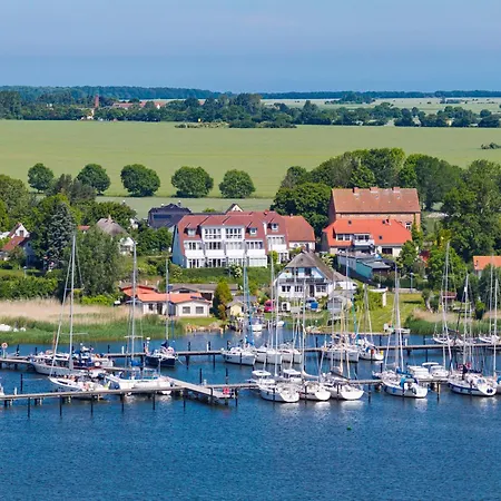 بيت للعطل Frisch Renoviertes Fh Suedblick Am In Breege, Meerblick Von Allen Drei Etagen, Terrasse, Balkon, Sauna Und Parkplatz *
