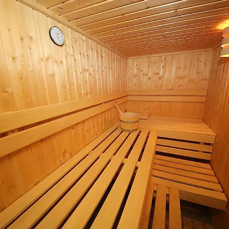 Frisch Renoviertes Fh Suedblick Am In Breege, Meerblick Von Allen Drei Etagen, Terrasse, Balkon, Sauna Und Parkplatz بيت للعطل *